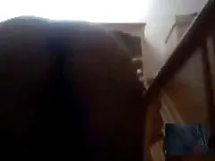Mamá Kylie Raines lleno de coño peludo juguete. sexo anal casero con maduras